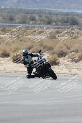 media/Oct-02-2025-Racers Edge (Thu) [[2c91cb6ab3]]/3-B Group/Session 3-Turn 16 (12pm)/